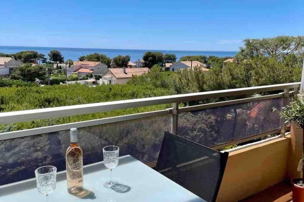 Appartement 2 Chambres Terrasse Vue Mer 卡里勒鲁埃 外观 照片
